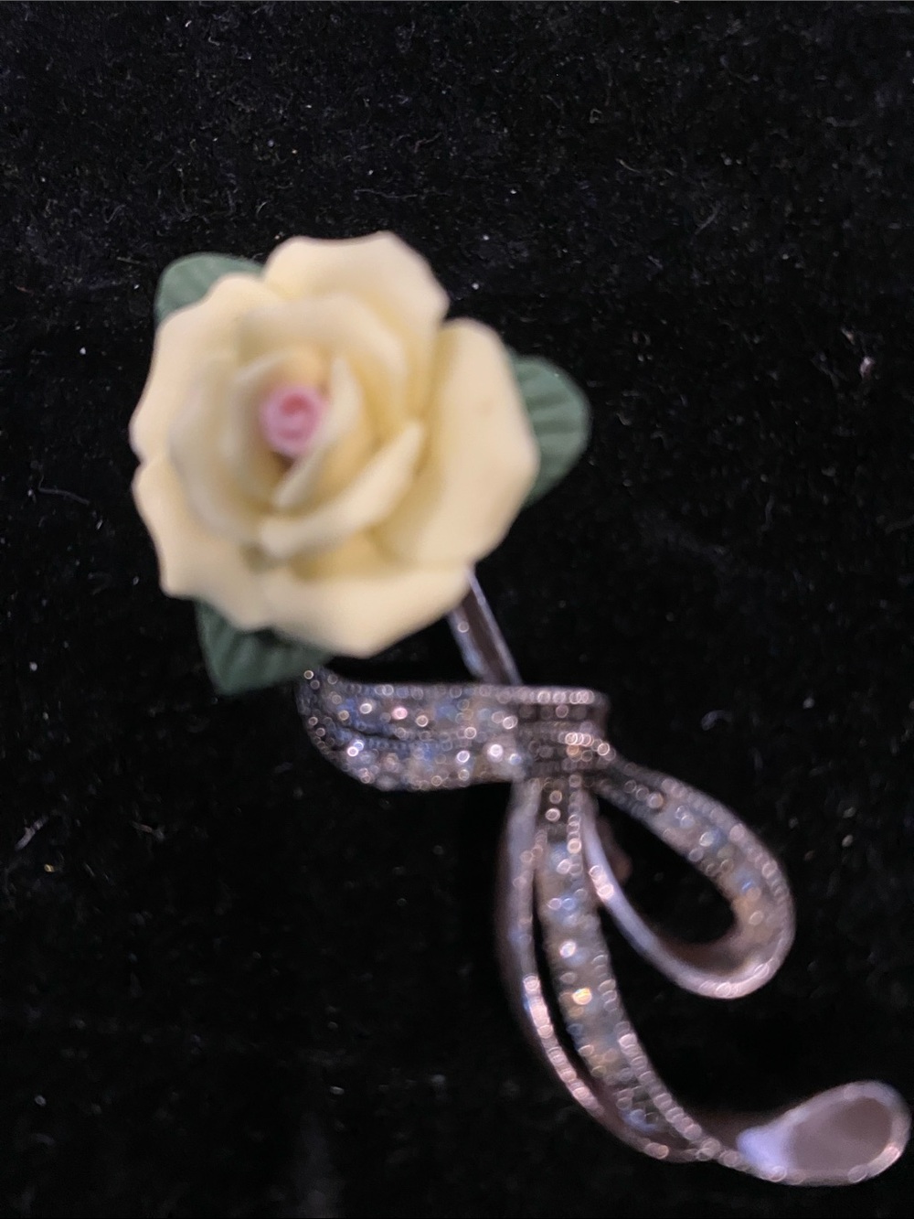 Vintage Avon Porcelain Yellow Rose Brooch